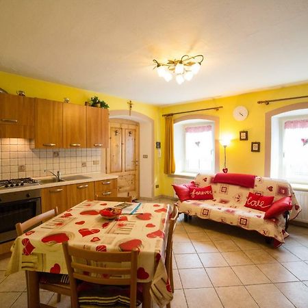 Casa Zambelli Apartment Candide Екстериор снимка